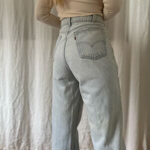 Super light wash vintage Levi’s 505